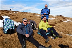 Burgfeldstand erwandern und befliegen