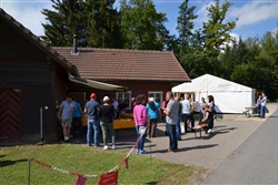 besagter Apéro bei bestem Wetter am Samstag