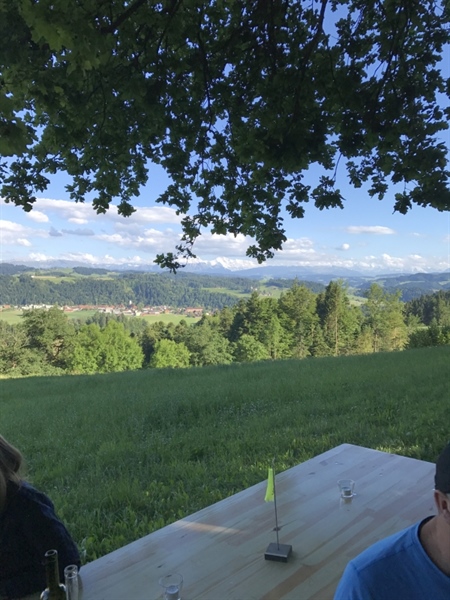 Brätlen ir Nöchi vor Neuegg - Oberbaumen